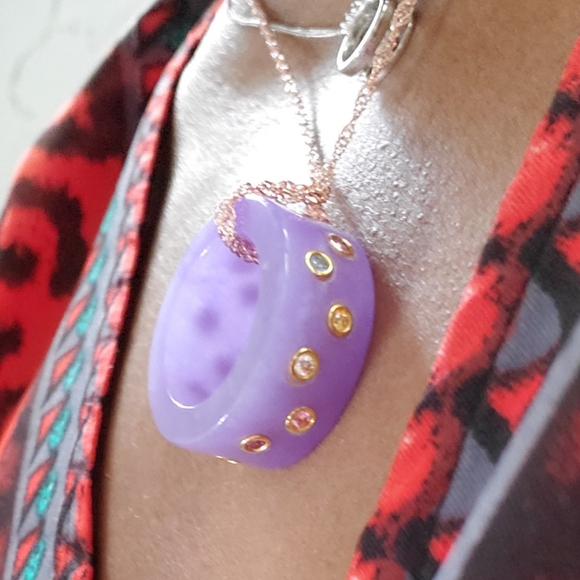 Hand Carved Burmese Jade Swarovski Zirconia band ring - Picture 6 of 8